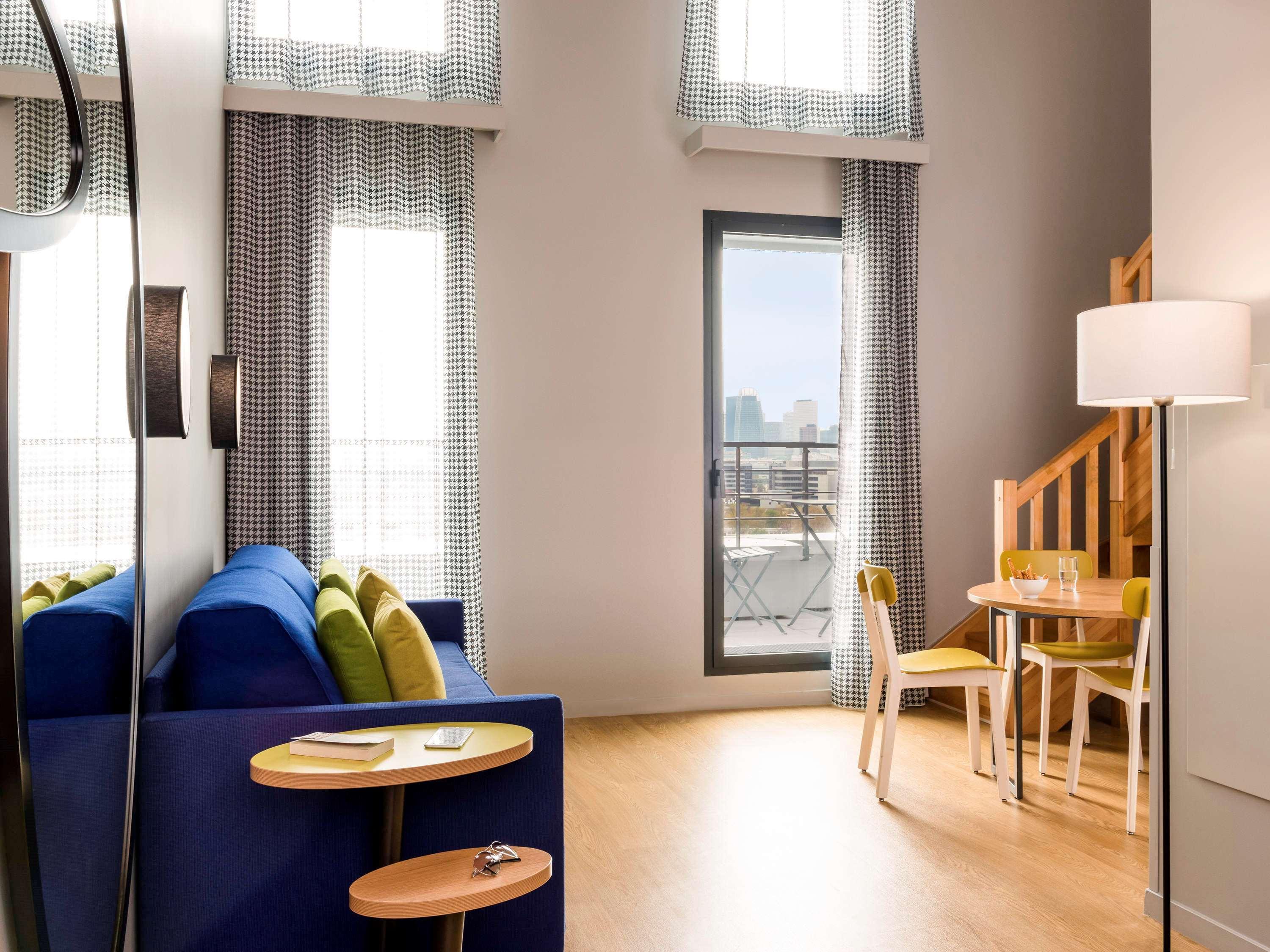Aparthotel Adagio Access Colombes La Defense Екстер'єр фото