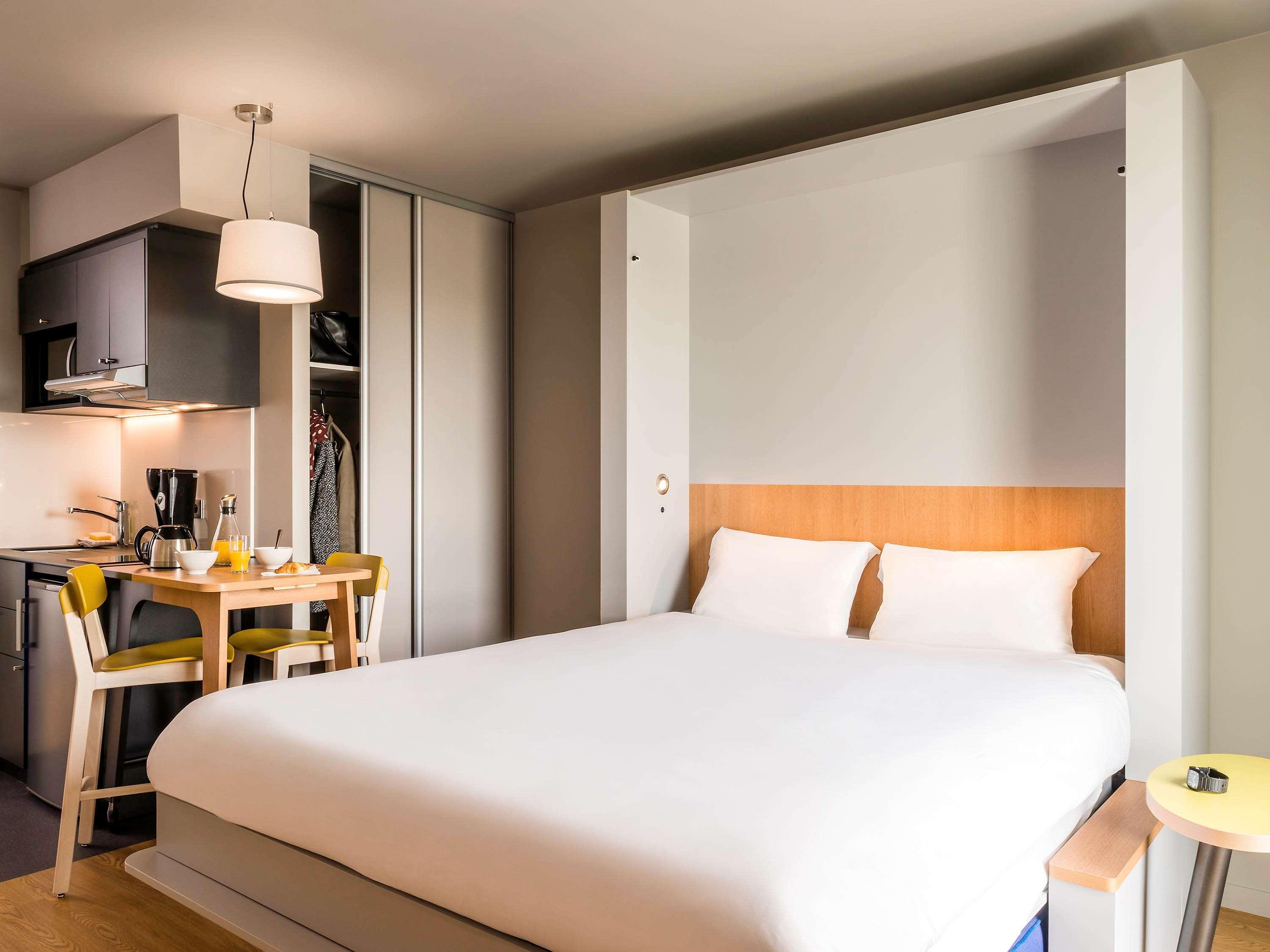 Aparthotel Adagio Access Colombes La Defense Екстер'єр фото