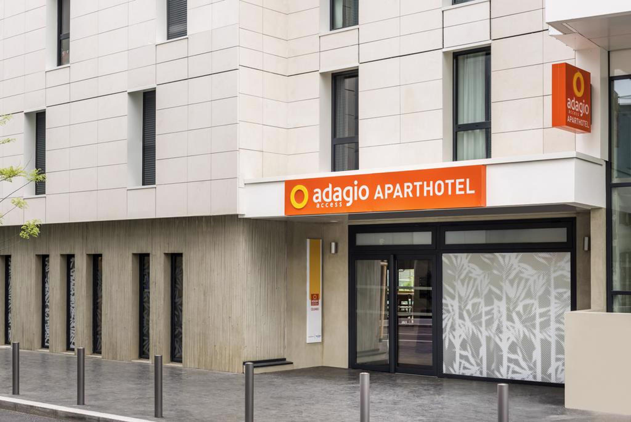 Aparthotel Adagio Access Colombes La Defense Екстер'єр фото