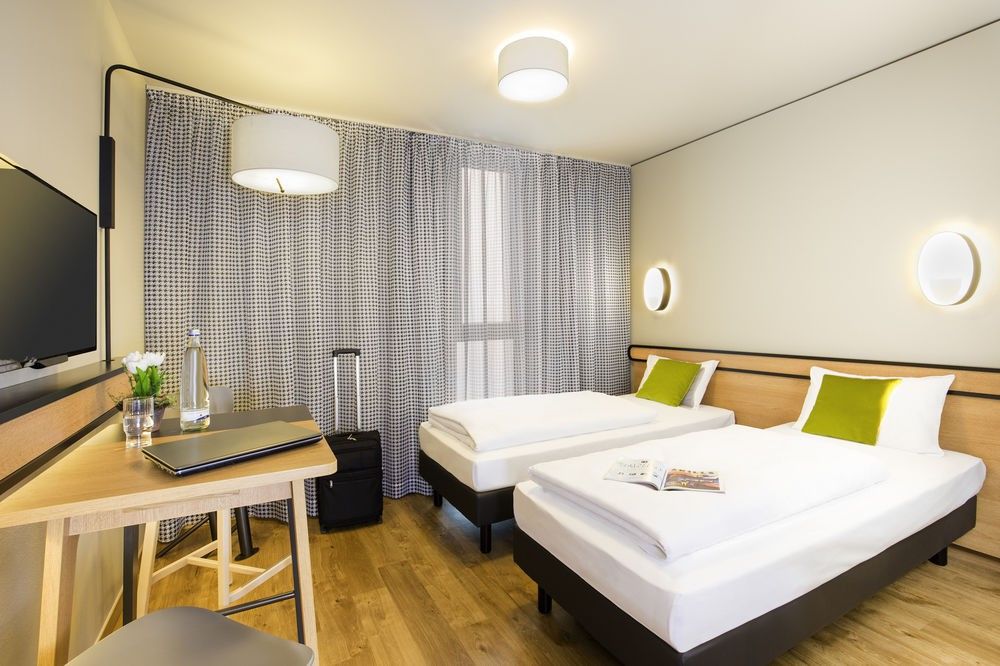 Aparthotel Adagio Access Colombes La Defense Екстер'єр фото