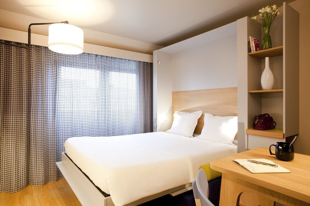 Aparthotel Adagio Access Colombes La Defense Екстер'єр фото