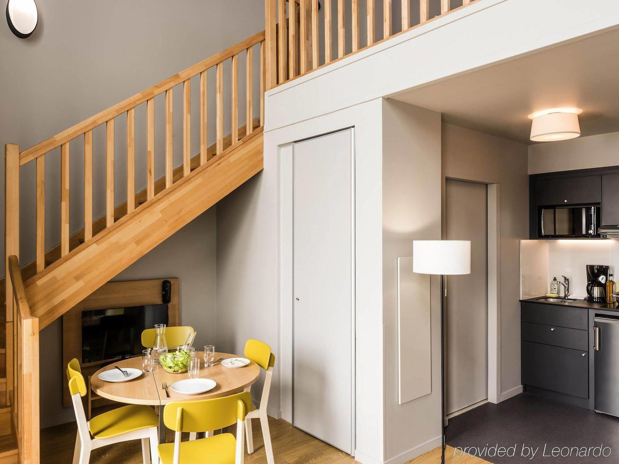 Aparthotel Adagio Access Colombes La Defense Екстер'єр фото